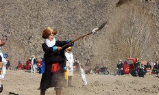 九游娱乐app下载地址-关于西藏队在比拼中展现毅力，取得冠军的信息