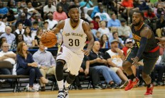 九游娱乐入口-火箭主场大胜鹈鹕，取得六连胜