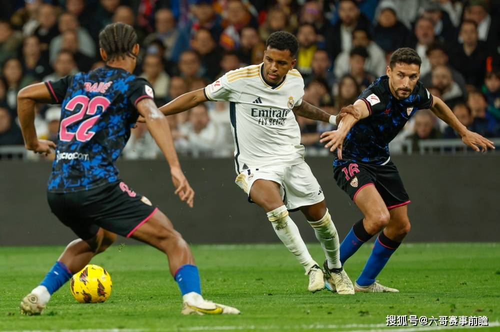 塞维利亚主场告负巴伦西亚，错失三分机会