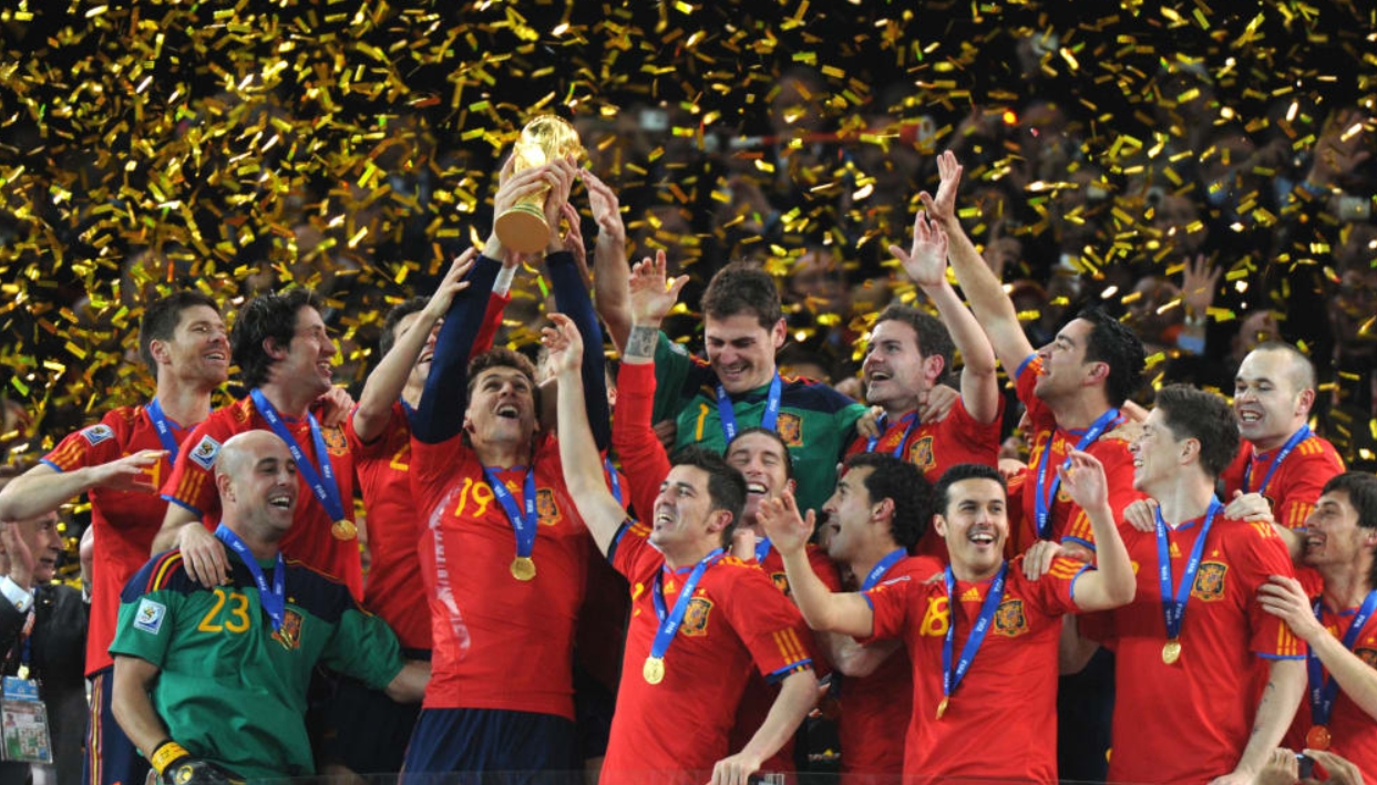 包含葡萄牙队保底发力，小组晋级形势乐观的词条