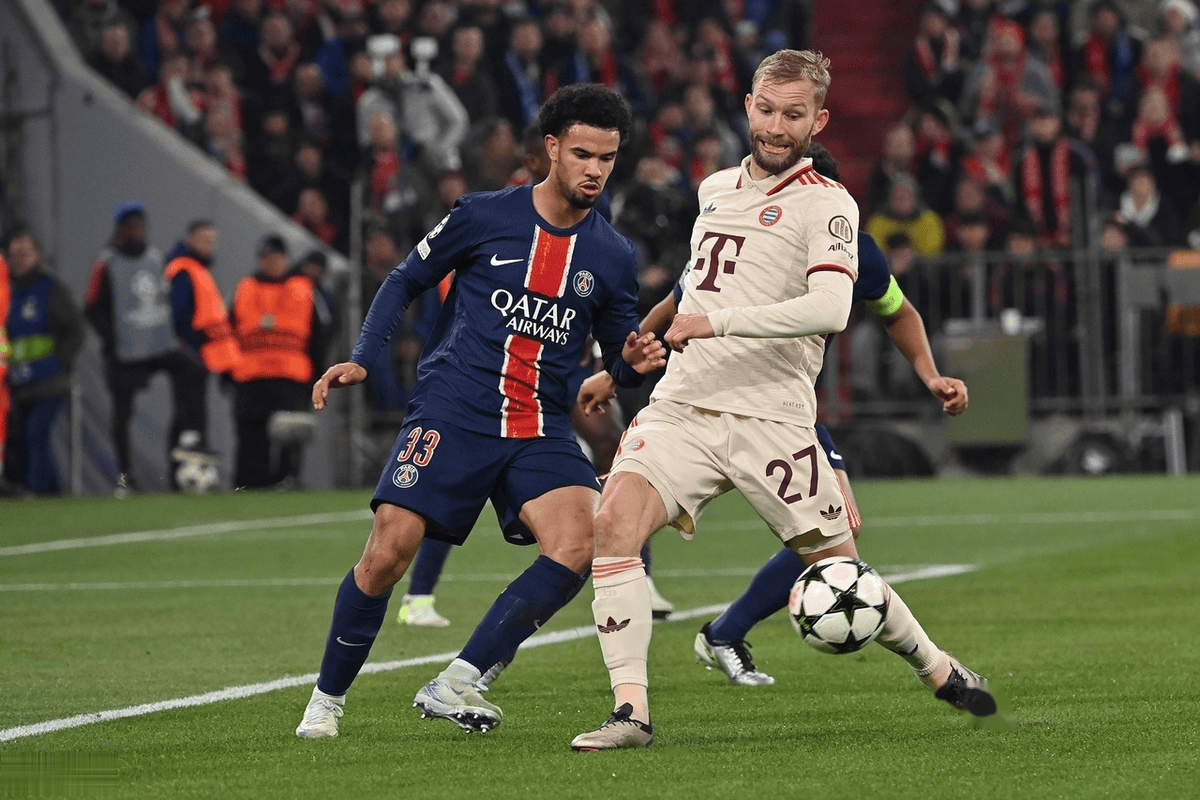 巴黎圣日耳曼客场击败兰斯,继续稳居榜首 巴黎圣日耳曼客场击败兰斯,继续稳居榜首